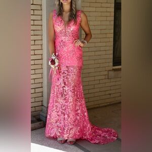 Ellie Wilde formal. Neon pink.